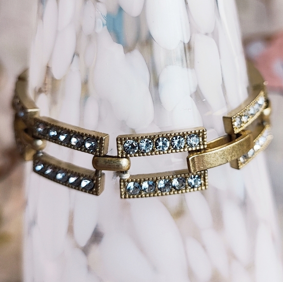 Unsigned Brass Tone Matte Clear Rhinestone Encrusted Rectangular Link Bracelet - Picture 13 of 14